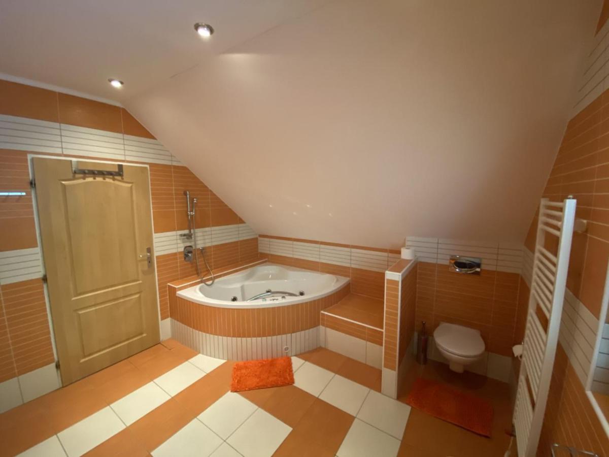 Apartments In Villa Теплице Екстериор снимка